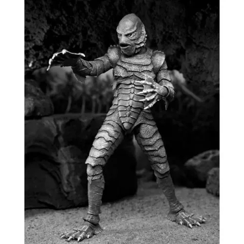 FIGURINE UNIVERSAL MONSTERS : CREATURE FROM THE BLACK LAGOON (B&W) ULTIMATE 18CM – Image 2